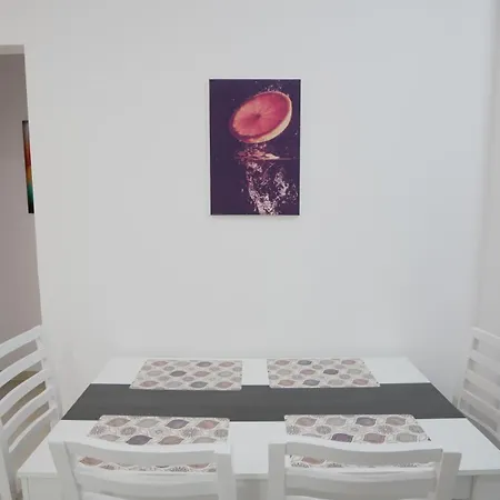 Nori's 아파트 *